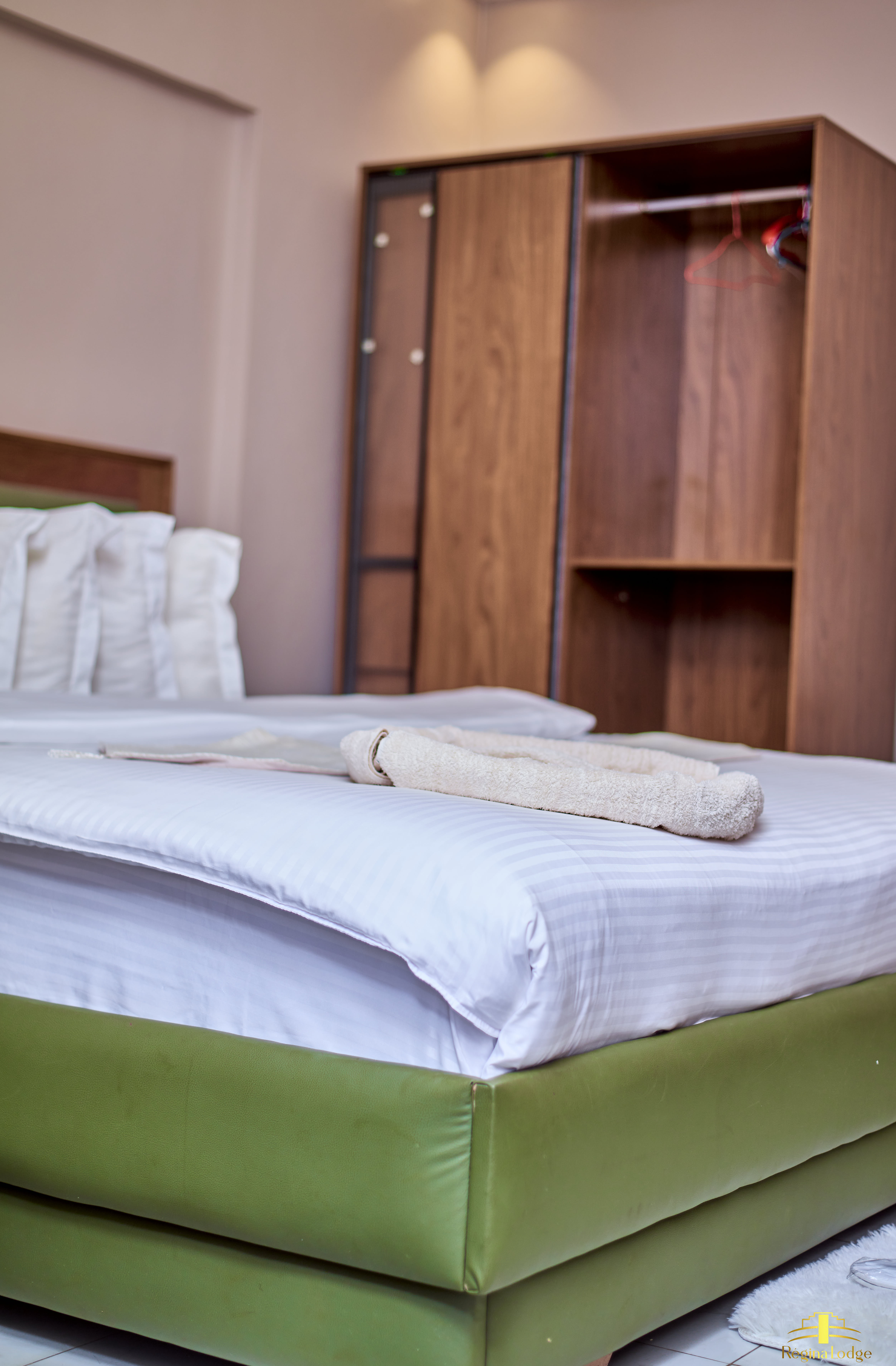 Guest Room — Quiet Setting & AC